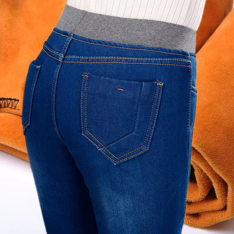 Winter Thick Velvet Fleece Warm Women Elastic High Waist Skinny Mom Jeans Stretch Female Denim Pencil Trousers 28-40