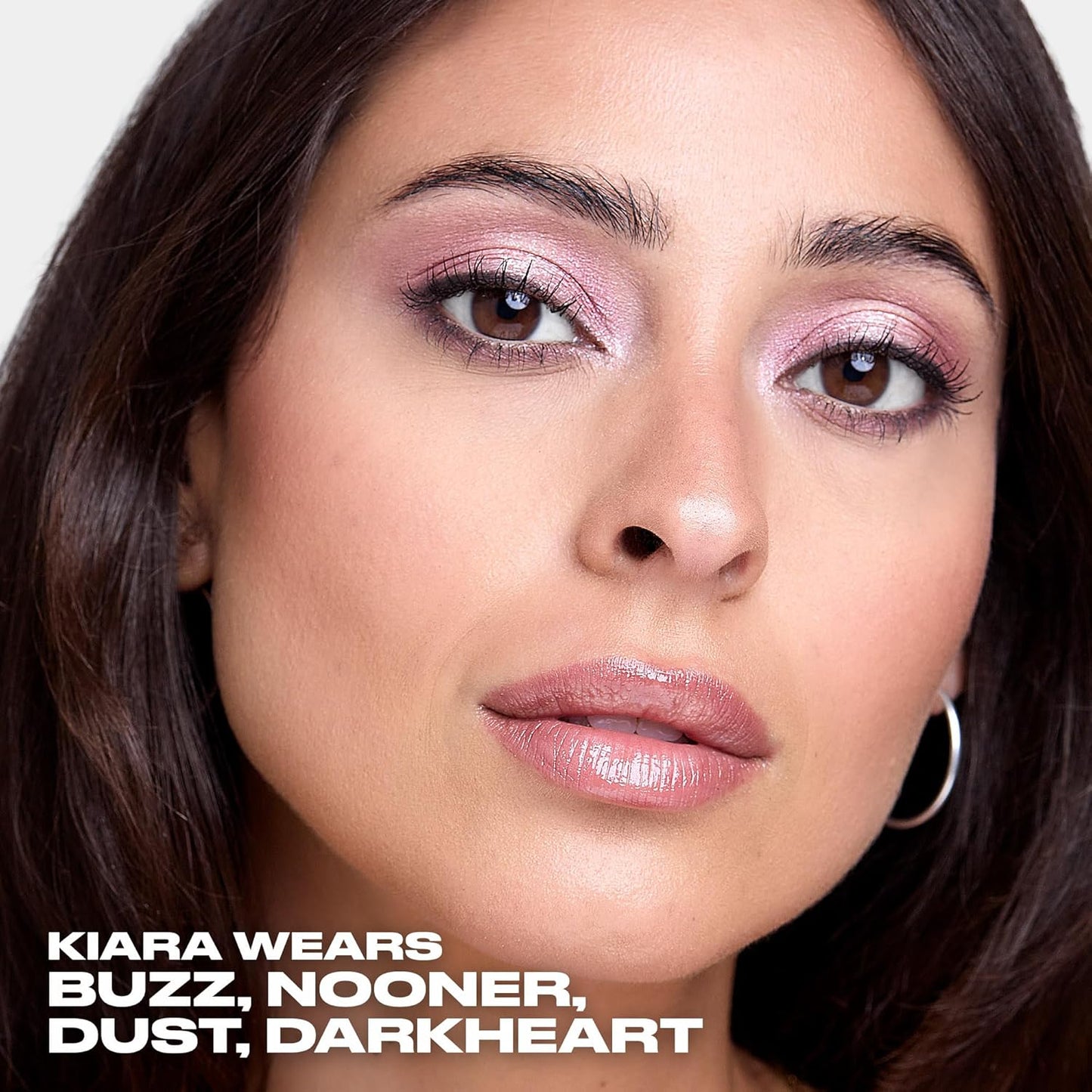 Naked 3 Eyeshadow Palette: 12X Eyeshadow, 1X Doubled Ended Shadow/Blending Brush -