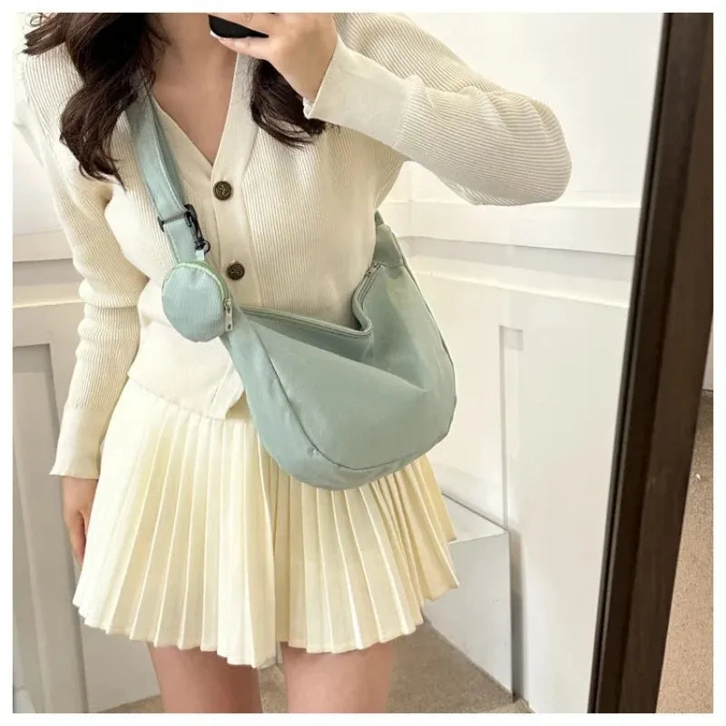 Women'S Canvas Shoulder Bag Large Capacity Crossbody Chest Bag Casual Half Moon Belt Messenger Bag Student Commute Dumpling Bag