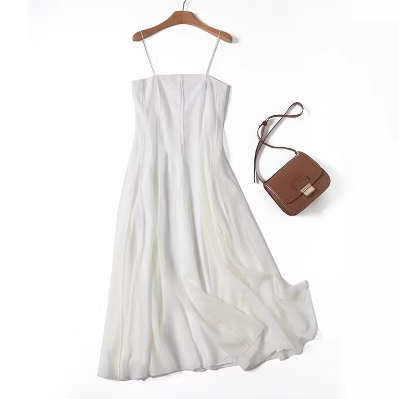 French New Holiday Style Suspender Dress 2025 Fashion Temperament Slim Gentle Style A-Line Skirt