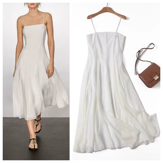 French New Holiday Style Suspender Dress 2025 Fashion Temperament Slim Gentle Style A-Line Skirt