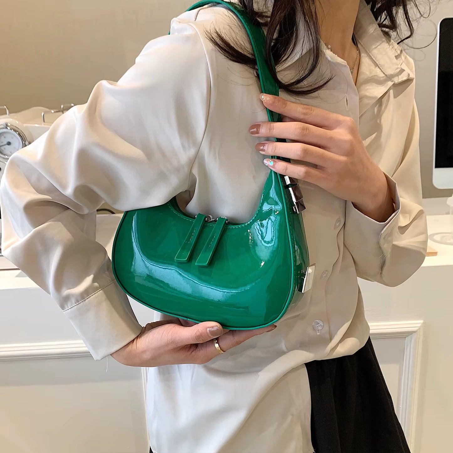 Half Moon Bag Vintage PU Leather Small Shoulder Bag for Women Girls Hobo Handbag Luxury Retro Red Ladies Armpit Purses Totes