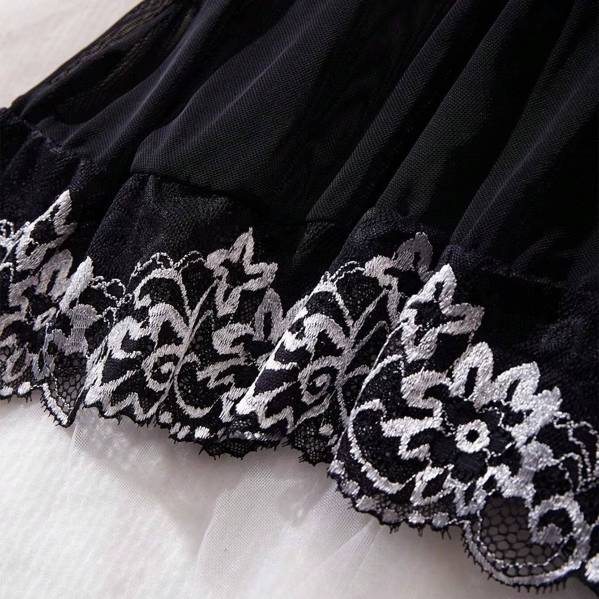Transparent Black Sexy Lingerie Women Underwear See through Sleepwear Lace Nightdress and Thongs Pijamas Sets Female Sexy Nighty
