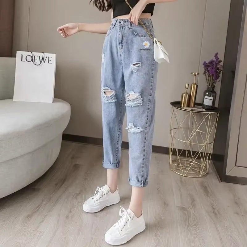 Embroidered Daisy Hole Jeans Women'S Loose Capris Summer Thin High Waist Straight Pants BF Trend