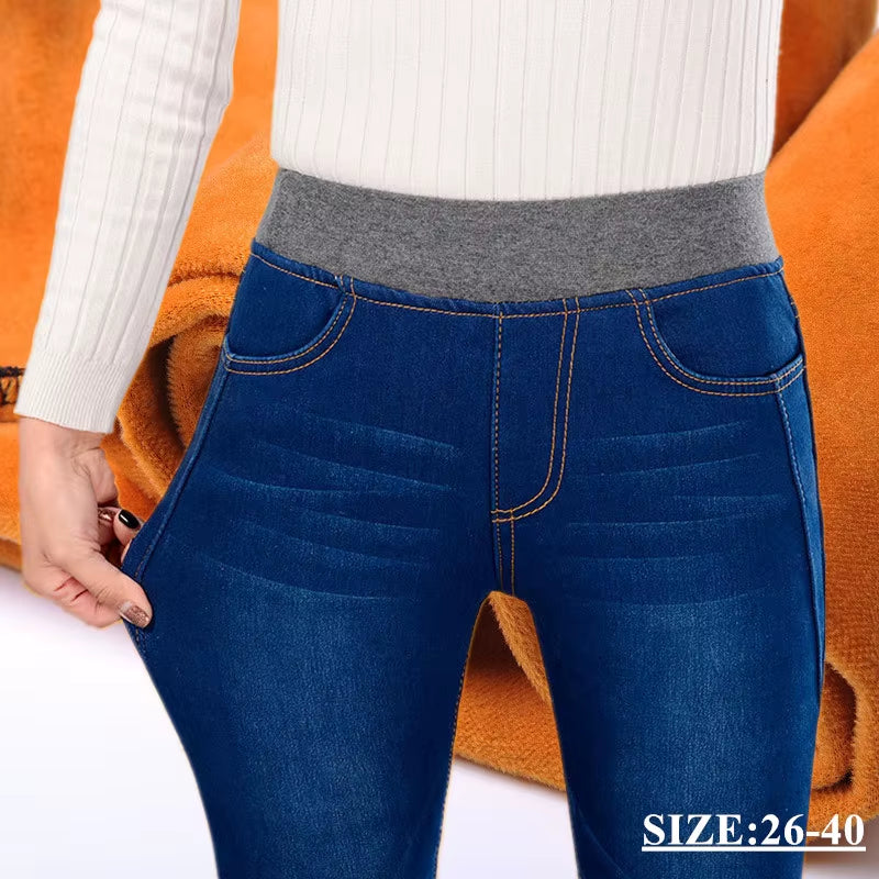 Winter Thick Velvet Fleece Warm Women Elastic High Waist Skinny Mom Jeans Stretch Female Denim Pencil Trousers 28-40